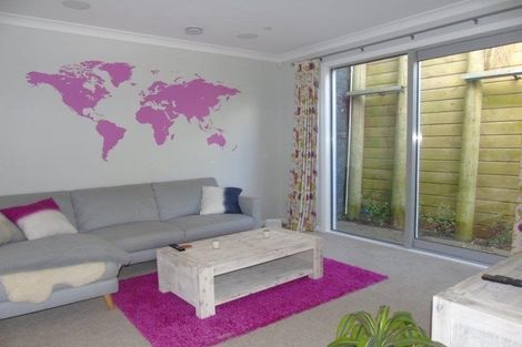 Photo of property in 118a Nicholson Road, Khandallah, Wellington, 6035