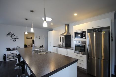 Photo of property in 62 Penrod Drive, Bell Block, New Plymouth, 4312