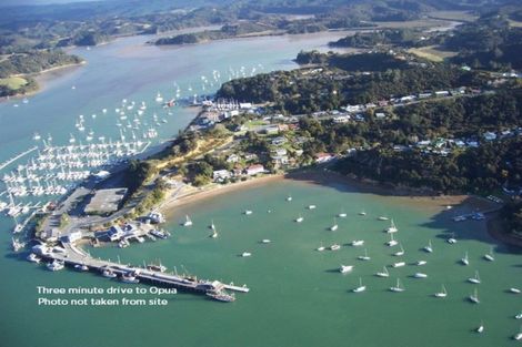 Photo of property in 23 Ward Drive, Opua, 0200