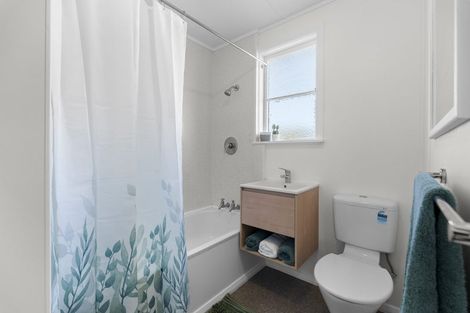 Photo of property in 38-40 Parris Street, Waitara, 4320