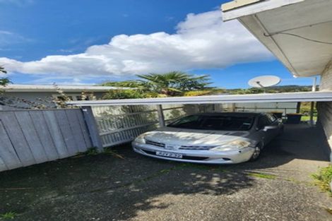 Photo of property in 10 Nandana Drive, Glen Eden, Auckland, 0602