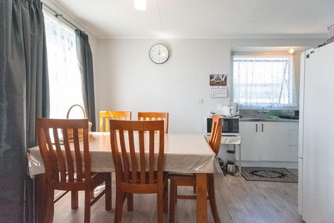 Photo of property in 4b Trigg Place, Bader, Hamilton, 3206