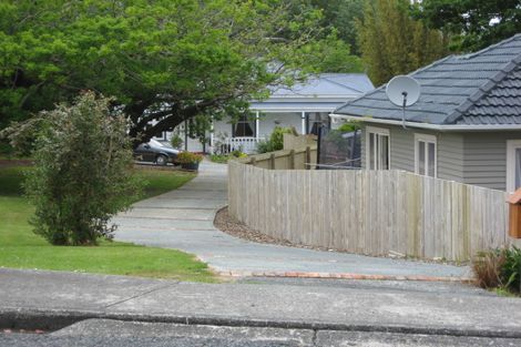 Photo of property in 2 Centennial Park Road, Wellsford, 0900