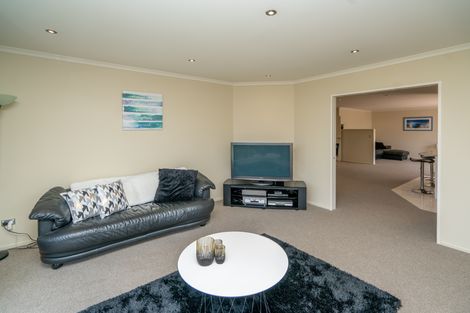 Photo of property in 54 Westpark Drive, Burnside, Christchurch, 8053