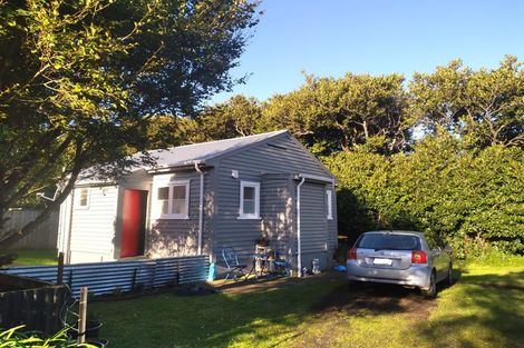 Photo of property in 5 Bethune Street, Featherston, 5710