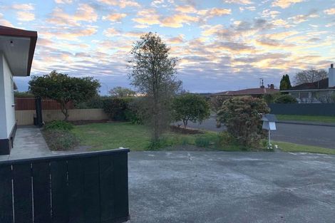 Photo of property in 1/7 Tennyson Crescent, Stoke, Nelson, 7011