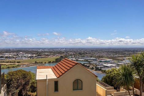 Photo of property in 5 Hatherly Lane, Mount Pleasant, Christchurch, 8081