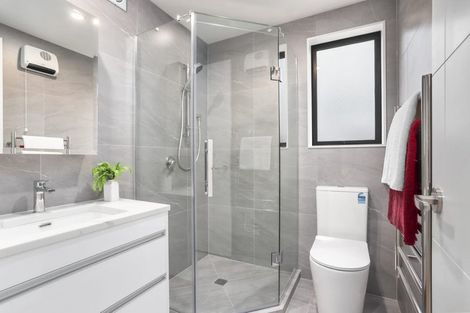 Photo of property in 4/30 Woodford Avenue, Henderson, Auckland, 0610