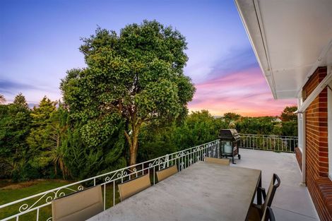 Photo of property in 19 Mcclintock Road, Massey, Auckland, 0614