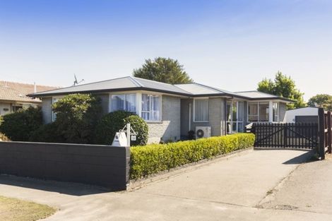 Photo of property in 19 Cotswold Avenue, Bishopdale, Christchurch, 8053