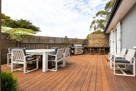 Photo of property in 201 Frankley Road, Frankleigh Park, New Plymouth, 4310