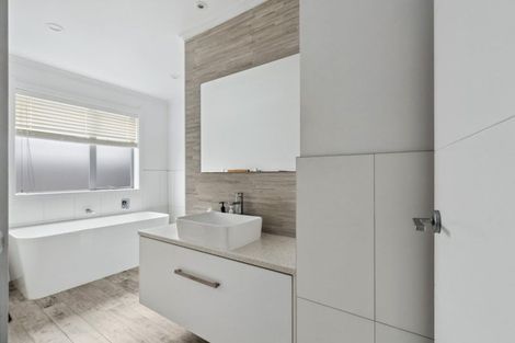 Photo of property in 19 Northbrook Glen, Flagstaff, Hamilton, 3210