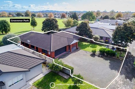 Photo of property in 11 Greenough Place, Rototuna, Hamilton, 3210