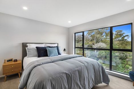 Photo of property in 10a Huka Road, Birkenhead, Auckland, 0626