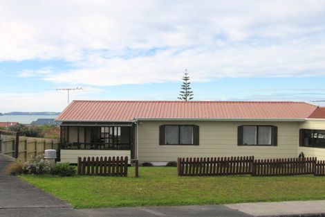 Photo of property in 36 Kawau View Road, Snells Beach, 0920