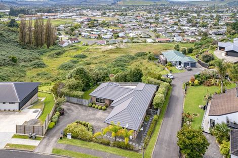 Photo of property in 64 Parkdale Drive, Aramoho, Whanganui, 4500