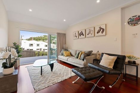 Photo of property in 3 Makara Road, Karori, Wellington, 6012