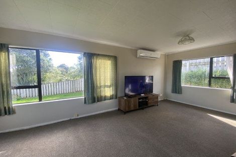 Photo of property in 6 Staysail Place, Whitby, Porirua, 5024