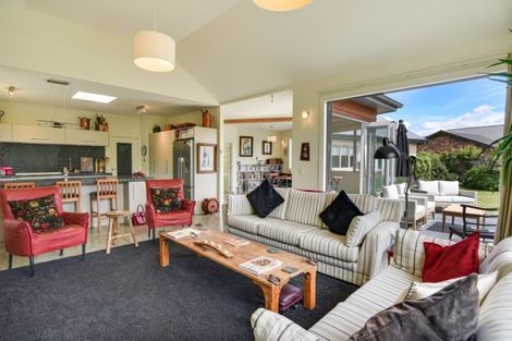 Photo of property in 27 Onslow Road, Lake Hayes, Queenstown, 9304