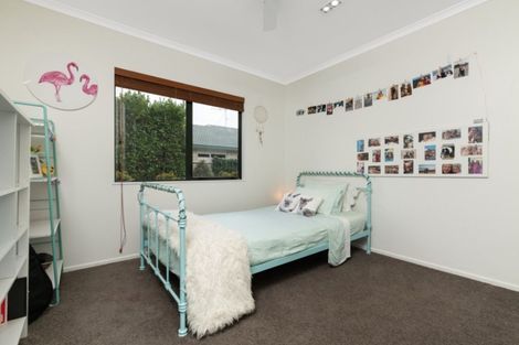 Photo of property in 308 Gravatt Road, Papamoa Beach, Papamoa, 3118