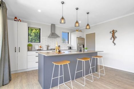 Photo of property in 6 Tavarnya Way, Patumahoe, Pukekohe, 2679