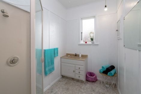 Photo of property in 422 High Street South, Carterton, 5713