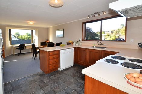 Photo of property in 106a Easther Crescent, Kew, Dunedin, 9012