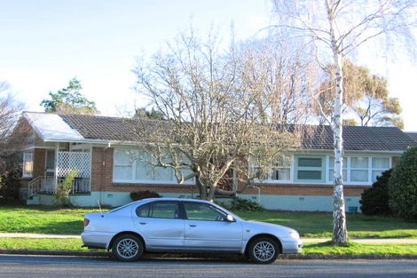 Photo of property in 27 Sandwich Road, St Andrews, Hamilton, 3200