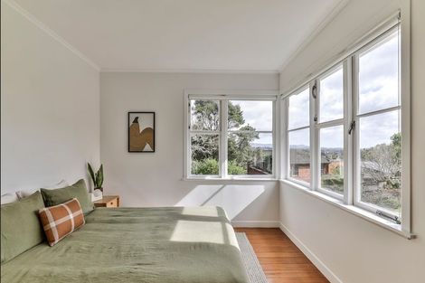 Photo of property in 257 Titirangi Road, Titirangi, Auckland, 0604