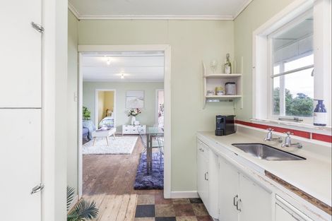 Photo of property in 14 Monyash Road, Manly, Whangaparaoa, 0930