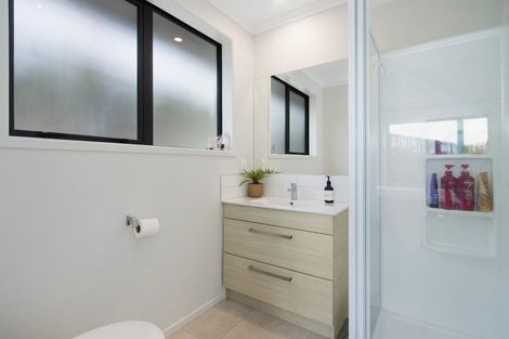 Photo of property in 5 Cascade Way, Omokoroa, 3114