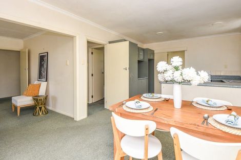 Photo of property in 22 Moreton Road, Carterton, 5713