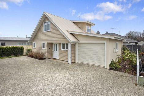 Photo of property in 10b Reid Avenue, Mosgiel, 9024