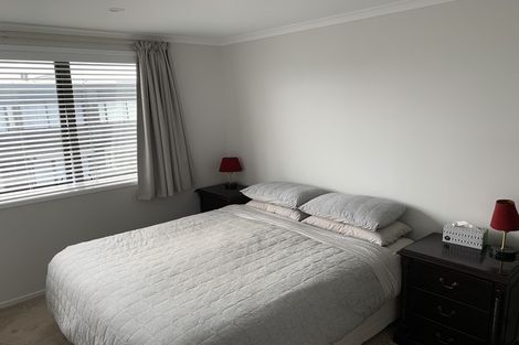 Photo of property in 11 Piko Lane, Hobsonville, Auckland, 0616