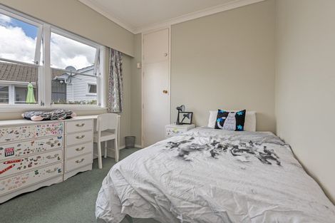 Photo of property in 33 Lincoln Terrace, Hokowhitu, Palmerston North, 4410