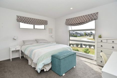 Photo of property in 32 Helmore Street, Rangiora, 7400