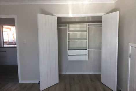 Photo of property in 216 Hillcrest Road, Hillcrest, Hamilton, 3216