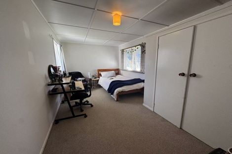 Photo of property in 959a Beach Road, Torbay, Auckland, 0630