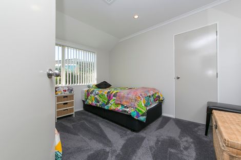 Photo of property in 6 Applemoors Way, Riverhead, 0820