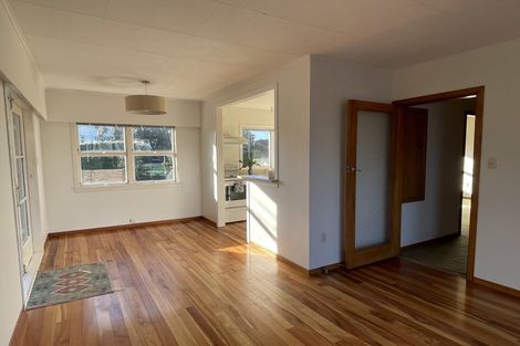 Photo of property in 40-40a Hamblyn Street, Strandon, New Plymouth, 4312