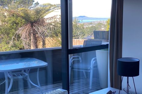 Photo of property in 927 East Coast Road, Northcross, Auckland, 0632