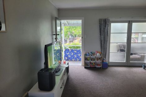 Photo of property in 1/72 Gloucester Road, Manurewa, Auckland, 2102