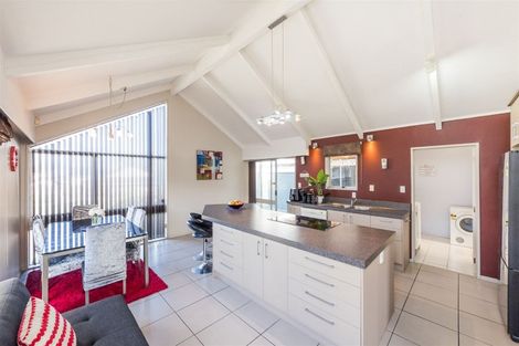 Photo of property in 40 Terry Crescent, Milson, Palmerston North, 4414