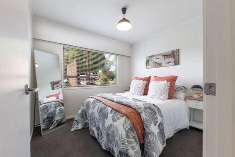 Photo of property in 64 West Coast Road, Glen Eden, Auckland, 0602