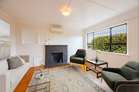 Photo of property in 302 Lumsden Road, Akina, Hastings, 4122