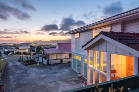 Photo of property in 8 Dallas Court, Miramar, Wellington, 6022