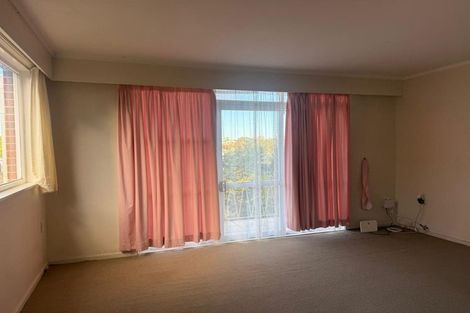 Photo of property in 8/34 Kitchener Road, Milford, Auckland, 0620