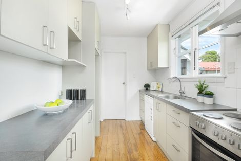 Photo of property in 3 Bateman Avenue, Bryndwr, Christchurch, 8053