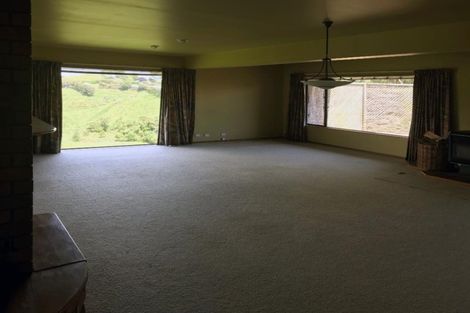 Photo of property in 7 Byron Place, Whalers Gate, New Plymouth, 4310