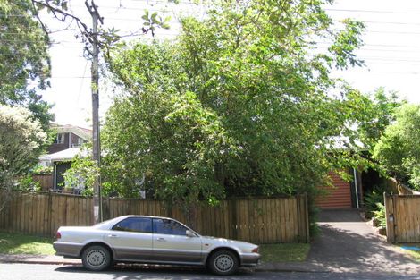 Photo of property in 1/18 Morton Avenue, Forrest Hill, Auckland, 0620